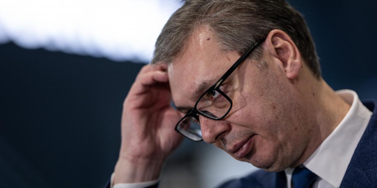 Vučić most nagyon csendben van hátizsákügyben